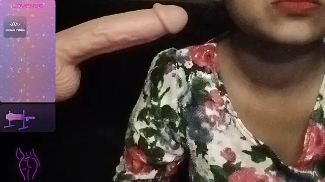 Snapshot of Sheela_oshovadi chatting on 01/05/25, 01:15 Sheela oshovadi online show from 01/05/25, 01:15