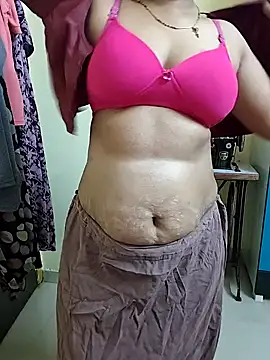 PayalSharmahot143 online show from 05/07/26, 01:11