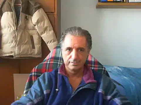 Snapshot of lliuk70mi chatting on 12/14/25, 02:00 lliuk70mi online show from 12/14/25, 02:00