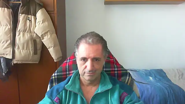 lliuk70mi online show from 03/30/26, 01:23