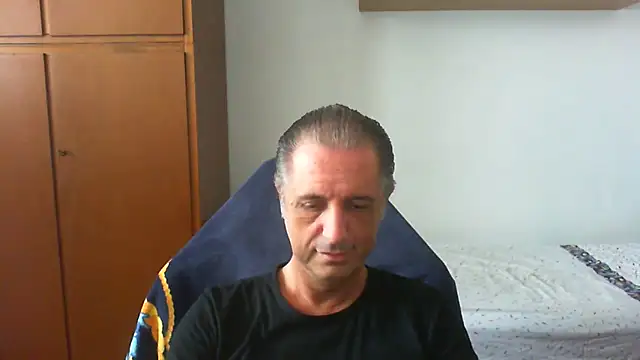 lliuk70mi online show from 06/15/26, 12:40