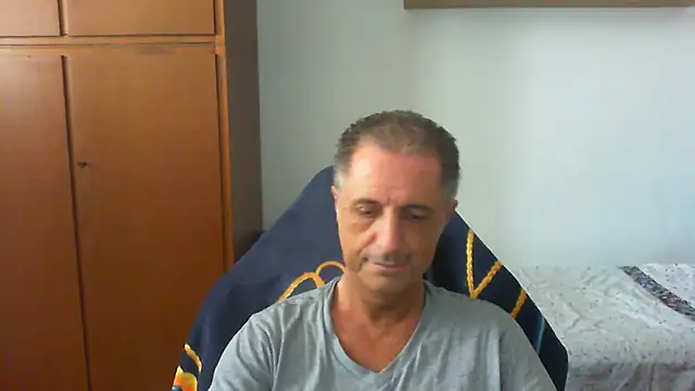 lliuk70mi online show from 06/20/26, 12:08
