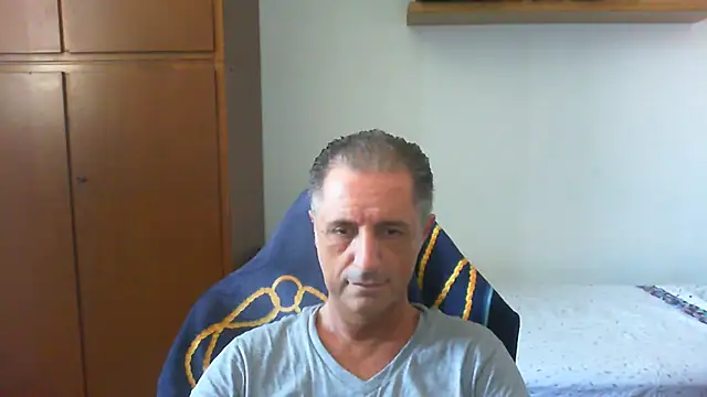 lliuk70mi online show from 06/22/26, 11:51