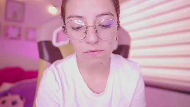 milly kenner online show from 02/17/26, 07:20