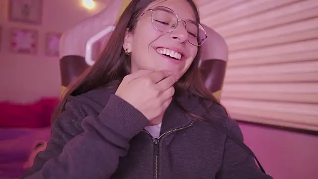 milly kenner online show from 03/26/26, 08:03