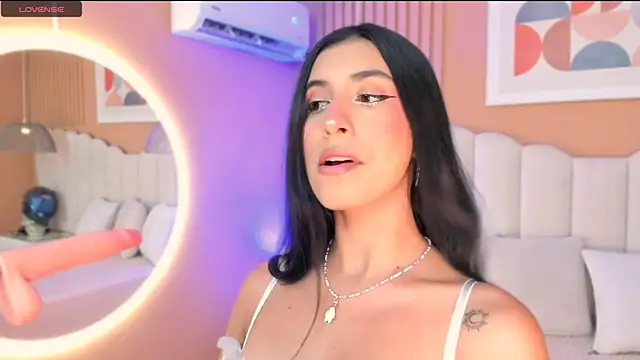 zia cooper online show from 10/03/25, 07:22