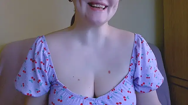 ChubbyMaia online show from 03/09/25, 08:07