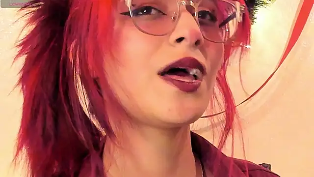 RedMeloddy online show from 12/17/25, 12:05