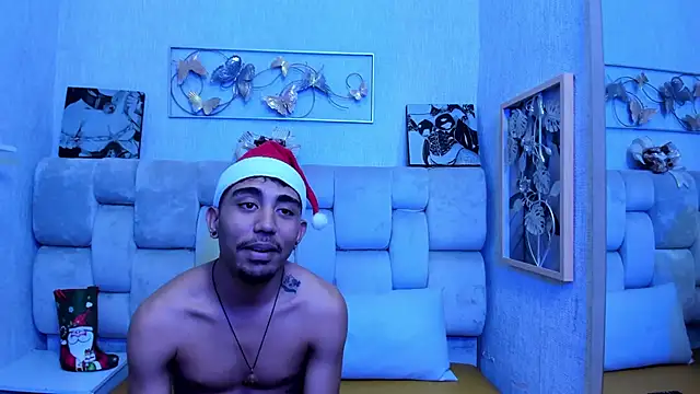 Snapshot of Annyeli chatting on 12/24/24, 03:38 Annyeli online show from 12/24/24, 03:38