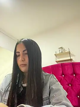 Snapshot of CAM_21X chatting on 01/23/25, 12:41 CAM 21X online show from 01/23/25, 12:41