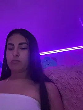 Snapshot of CAM_21X chatting on 02/10/25, 10:51 CAM 21X online show from 02/10/25, 10:51