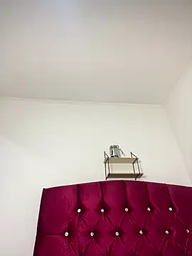 Snapshot of CAM_21X chatting on 02/18/25, 08:03 CAM 21X online show from 02/18/25, 08:03