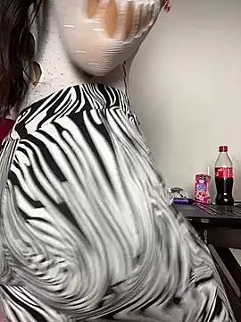 Snapshot of CAM_21X chatting on 02/26/25, 04:56 CAM 21X online show from 02/26/25, 04:56