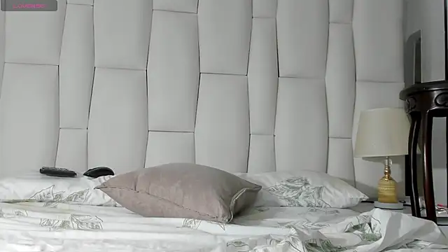 Snapshot of Regiina_Doll chatting on 02/11/25, 07:02 Regiina Doll online show from 02/11/25, 07:02