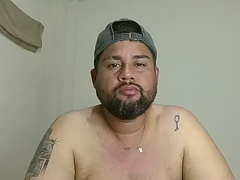 GABRIELGARCIA1313 online show from 06/12/26, 11:25