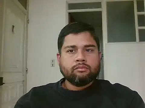Snapshot of GABRIELGARCIA1313 chatting on 07/02/26, 10:05 GABRIELGARCIA1313 online show from 07/02/26, 10:05