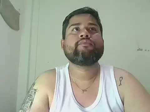 Snapshot of GABRIELGARCIA1313 chatting on 07/29/26, 03:04 GABRIELGARCIA1313 online show from 07/29/26, 03:04