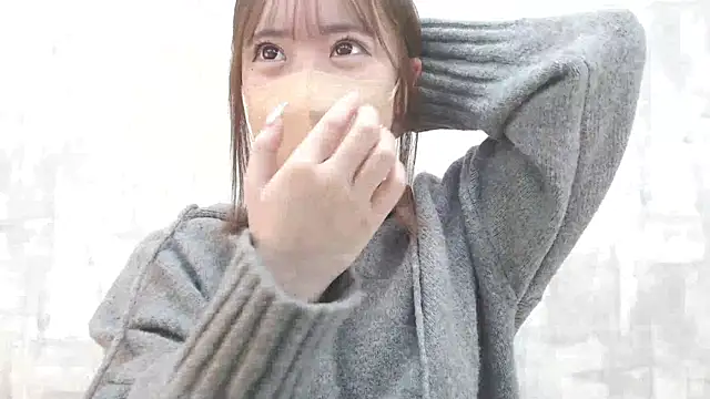 Snapshot of LOVE_MOMO_LOVE chatting on 01/05/25, 11:15 LOVE MOMO LOVE online show from 01/05/25, 11:15