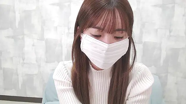 Snapshot of LOVE_MOMO_LOVE chatting on 11/11/25, 10:37 LOVE MOMO LOVE online show from 11/11/25, 10:37