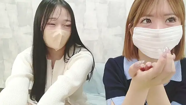 LOVE MOMO LOVE online show from 05/05/26, 12:24