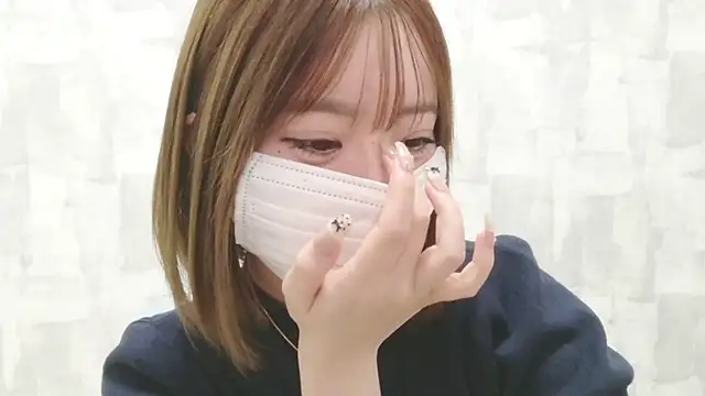 LOVE MOMO LOVE online show from 06/23/26, 11:08