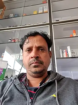 Raj1043 online show from 11/15/25, 05:16