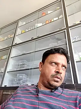 Raj1043 online show from 05/31/26, 06:21