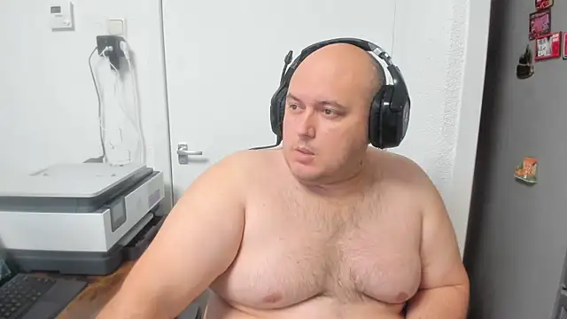 BigromeoXX online show from 12/22/24, 06:48