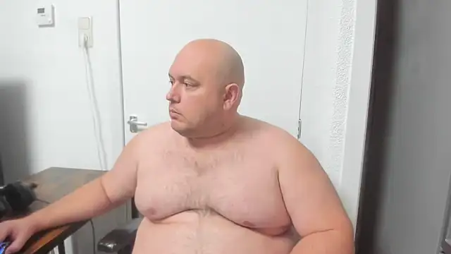 BigromeoXX online show from 12/26/24, 08:00