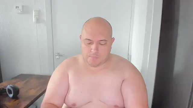 BigromeoXX online show from 01/12/25, 10:12