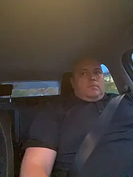 BigromeoXX online show from 11/11/25, 04:07