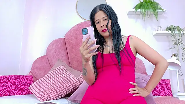 DulceAurora   online show from 11/20/25, 02:45