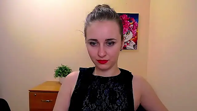 Snapshot of _Nicole_new chatting on 03/15/25, 05:04  Nicole new online show from 03/15/25, 05:04