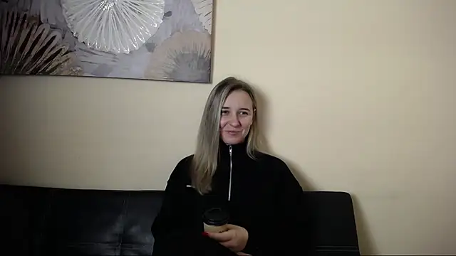  Nicole new online show from 11/28/25, 11:46