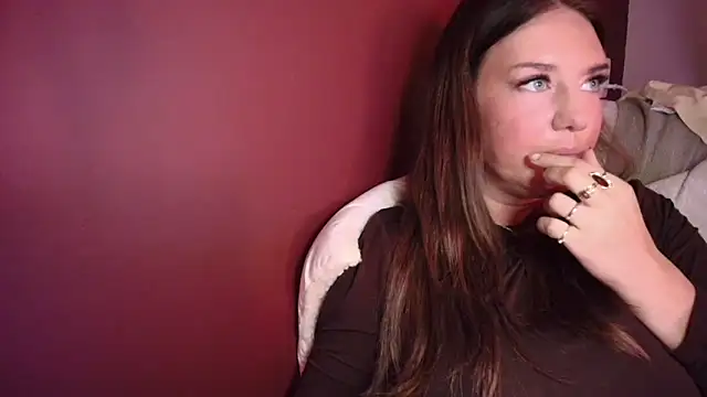 Snapshot of Nina24 chatting on 09/18/25, 07:49 Nina24 online show from 09/18/25, 07:49