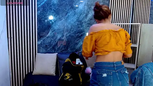 Isalombardi online show from 09/27/25, 02:05