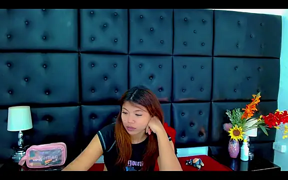 Isalombardi online show from 04/18/26, 02:26