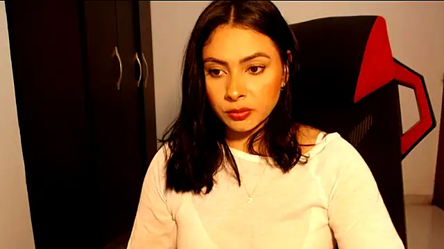 Snapshot of meghan2 chatting on 12/20/25, 03:13 meghan2 online show from 12/20/25, 03:13