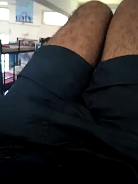 yourboy2000   online show from 10/08/25, 08:45