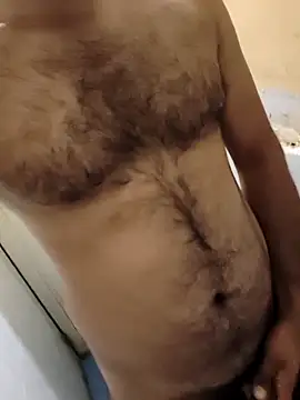 yourboy2000   online show from 10/13/25, 10:43