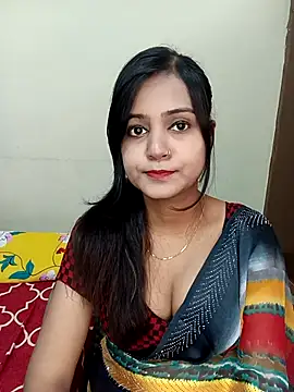 Miss-Riyasingh online show from 12/01/25, 03:22