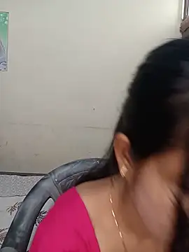 Snapshot of Miss-Riyasingh chatting on 05/26/26, 04:19 Miss-Riyasingh online show from 05/26/26, 04:19