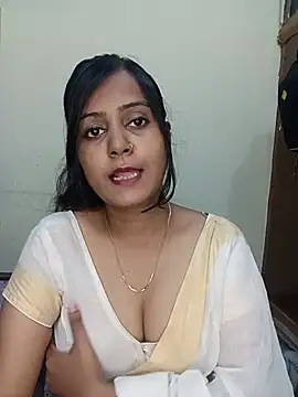 Miss-Riyasingh online show from 07/12/26, 01:35