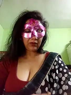 Snapshot of DesiMuffin chatting on 01/25/25, 02:37 DesiMuffin online show from 01/25/25, 02:37