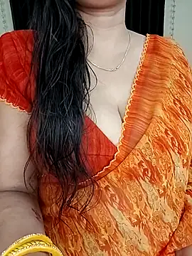 Snapshot of kaamuk_shweta chatting on 11/03/25, 05:58 kaamuk shweta online show from 11/03/25, 05:58