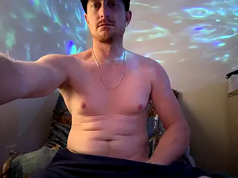 bigred0808 online show from 11/26/25, 07:26