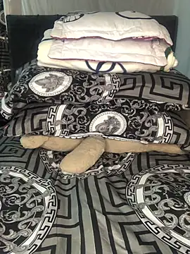 aisha-sajady online show from 03/06/26, 09:22