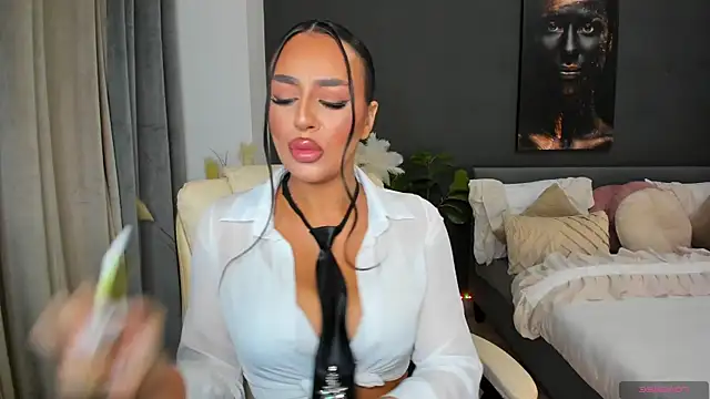 Sonia  Rey online show from 05/27/26, 12:51