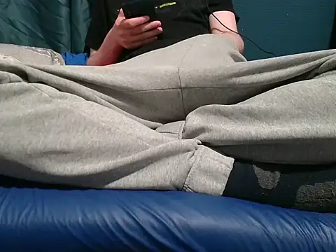 krissraw online show from 11/18/25, 03:56