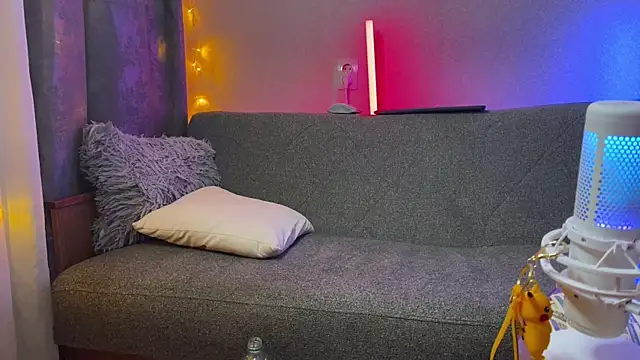 Snapshot of Adam_misti chatting on 12/03/24, 03:00 Adam misti online show from 12/03/24, 03:00